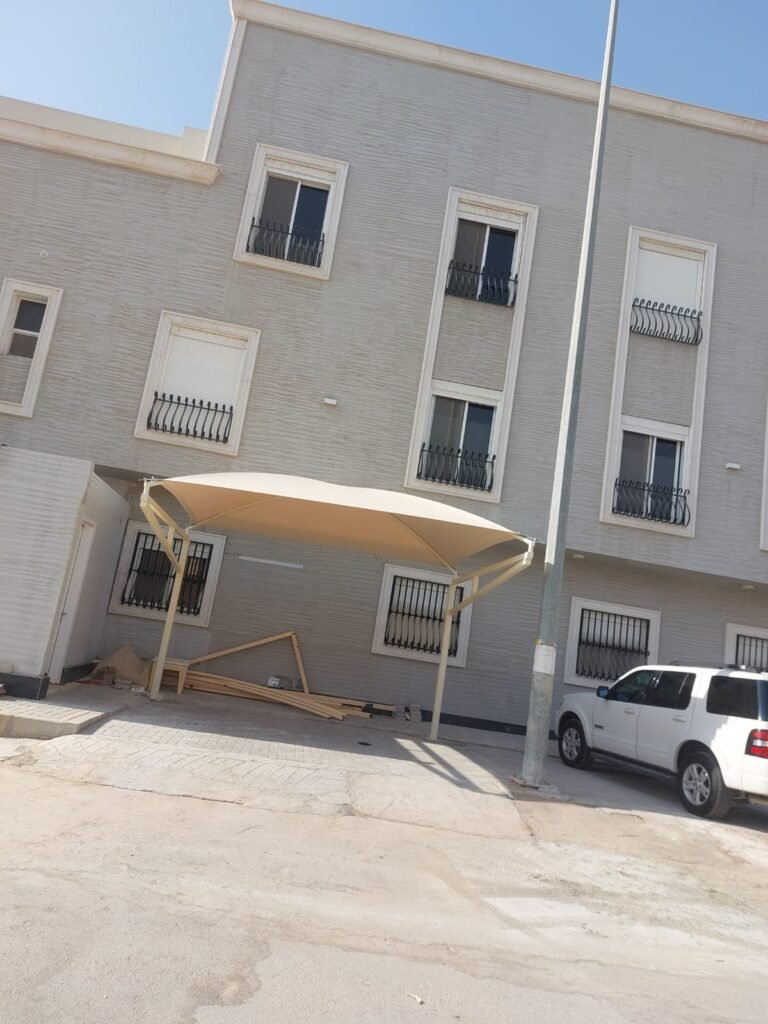 مظلات سيارات اكس