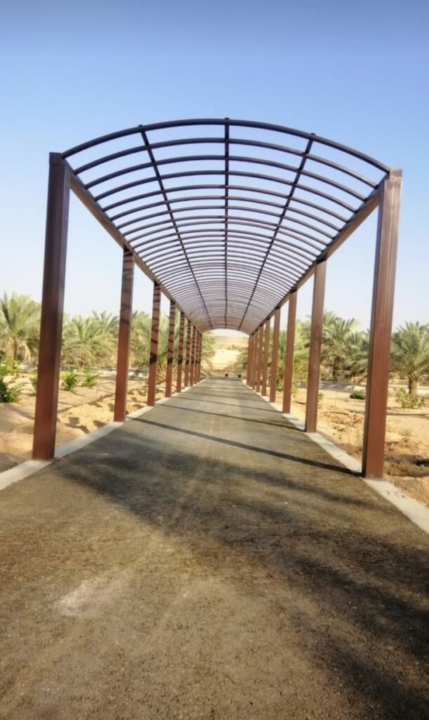 مظلات ممراتمقوسة للحدائق